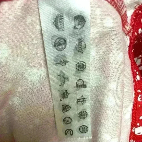 Chicago Bulls Licensed NBA Jersey.  Men’s XXL. Pre Owned in Very good condition - Picture 7 of 7